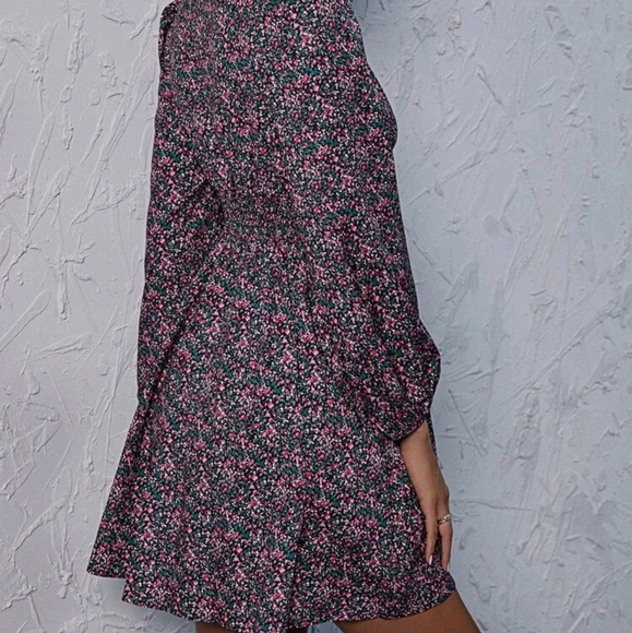 Dress - Picture 2 of 2